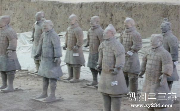 临潼兵马俑.jpeg