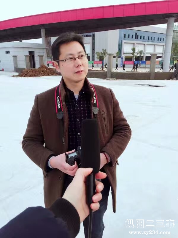 鲍勇.jpg