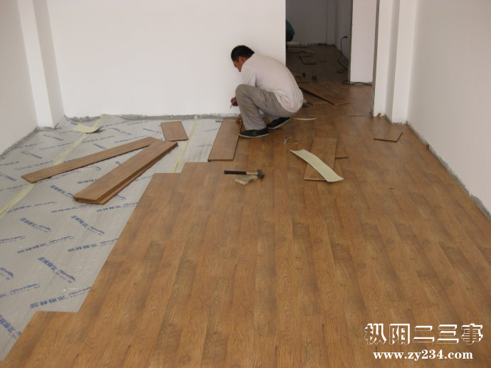 防潮1.png