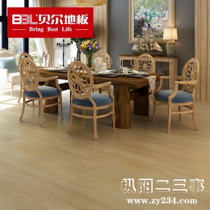 雨中漫步1.jpg
