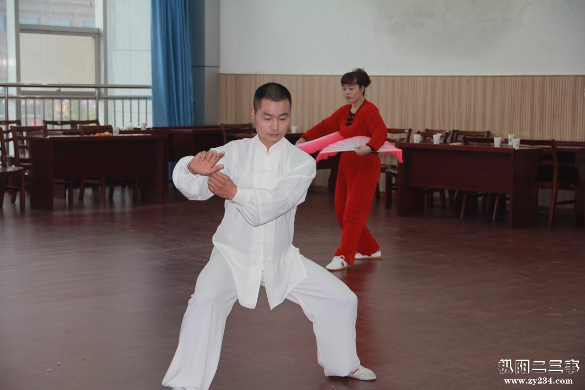 09.jpg