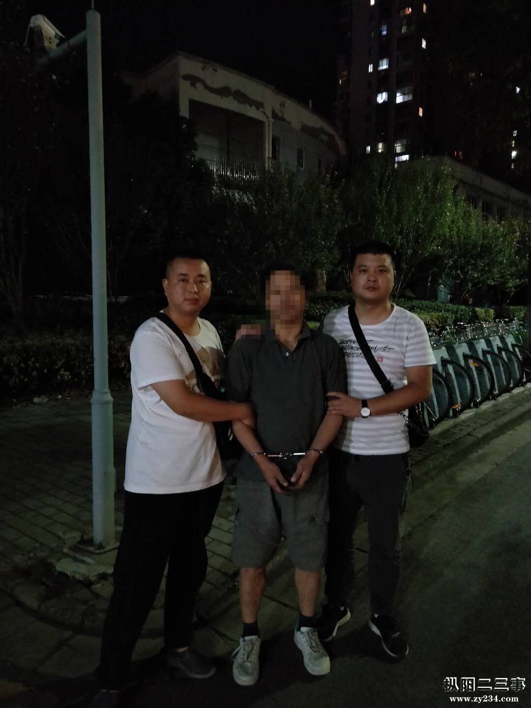 02.jpg