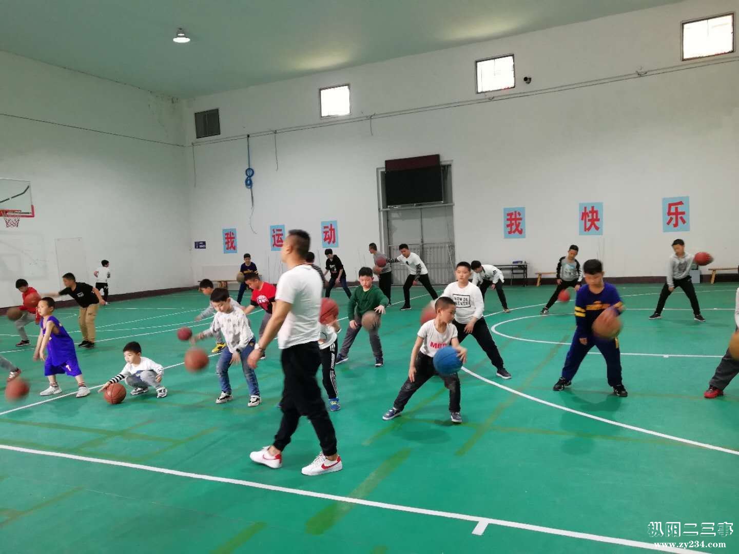 青少年篮球培训