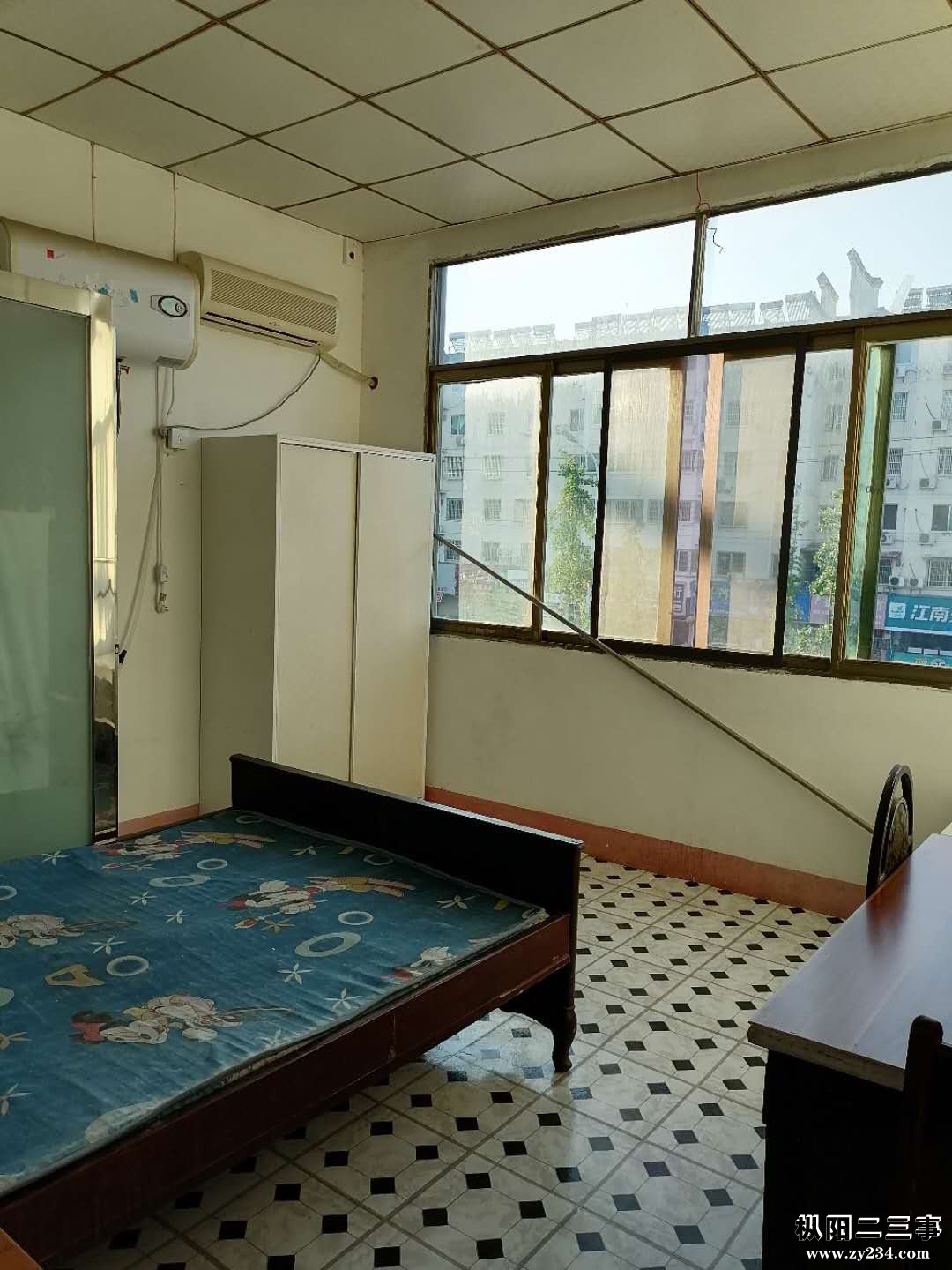 拎包住.jpg