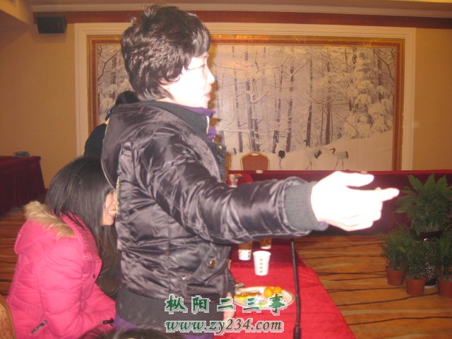 殷校长即兴演唱