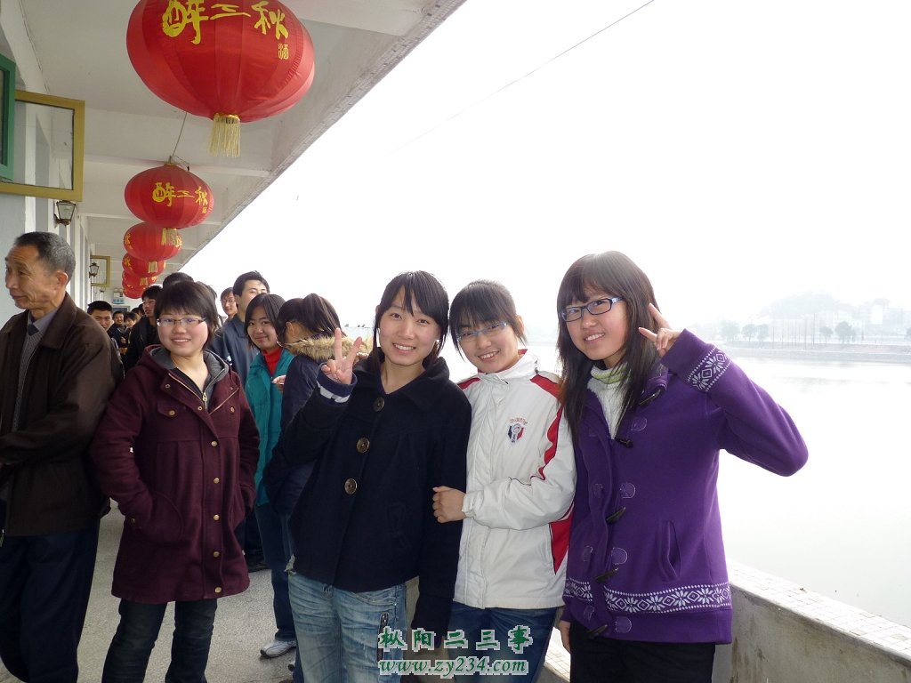 再来一张合影