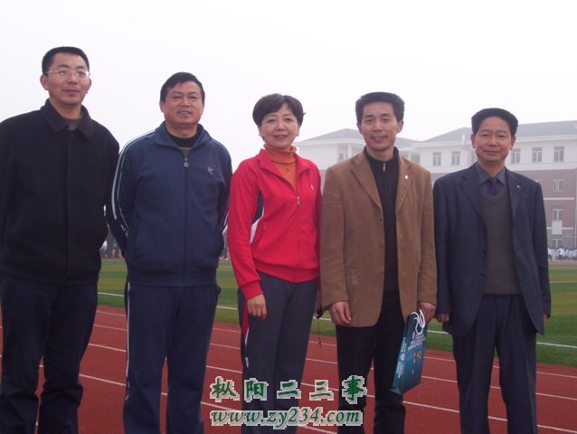 友好学校校长合影1.JPG