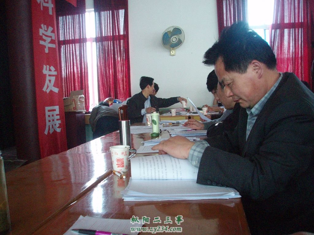 评委