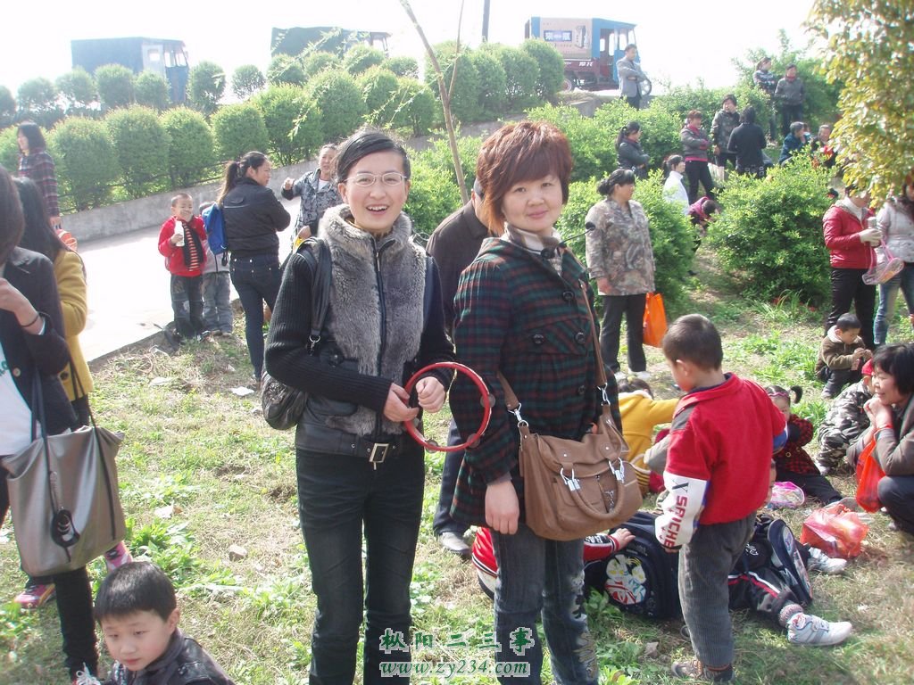 宝贝的老师&nbsp;&nbsp;刘老师和周老师