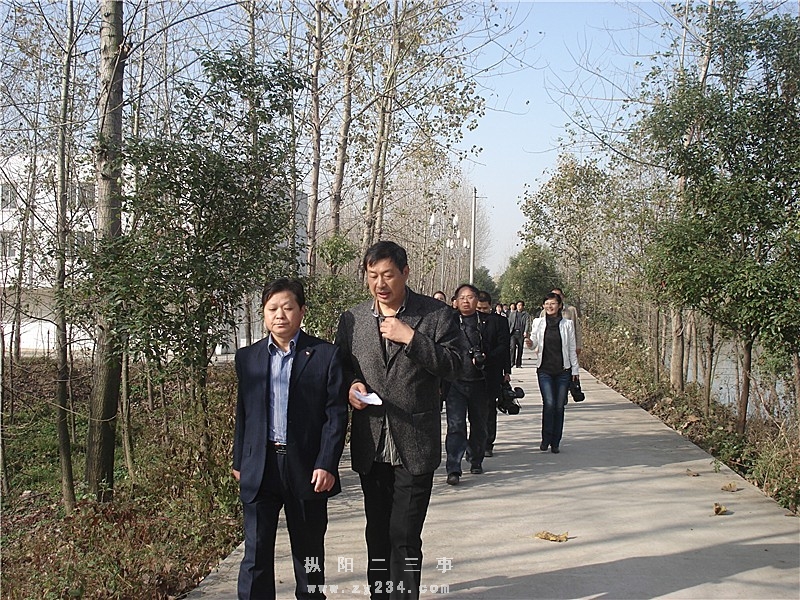 县自来水公司一角