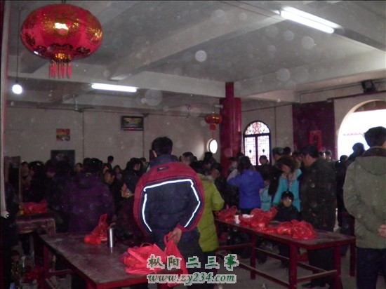 人声鼎沸.jpg