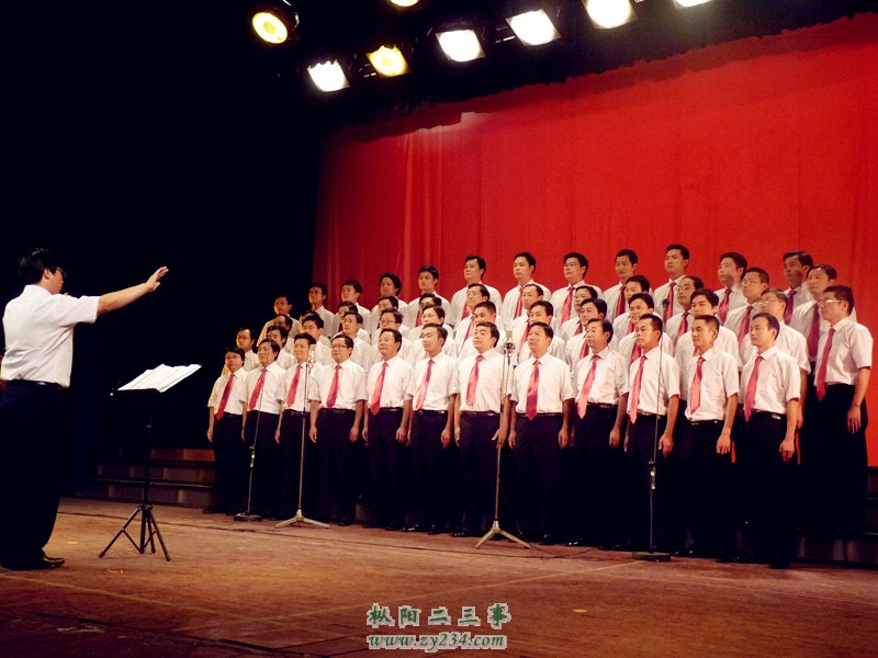 浮山中学合唱团(二&#41;：