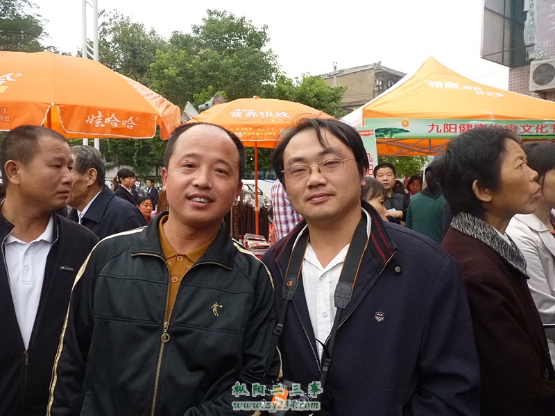 左：“好摄之师”、右：“寒风”