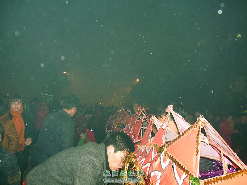 008.jpg