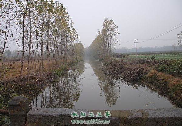 201311141599505.jpg