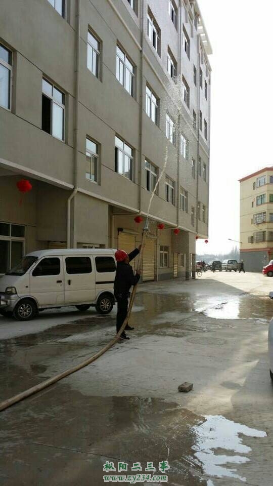 QQ图片20140127130438.jpg