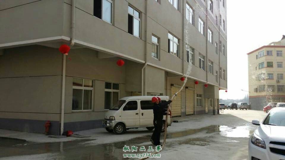 QQ图片20140127130353.jpg