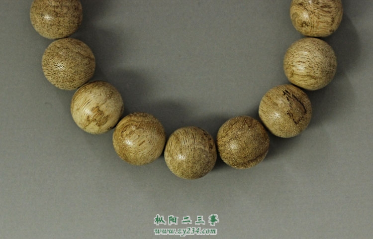 沉香佛珠细节