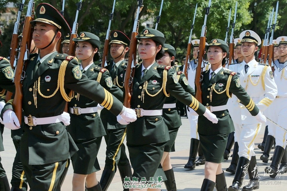 9S2DCQFD00AN0001.jpg