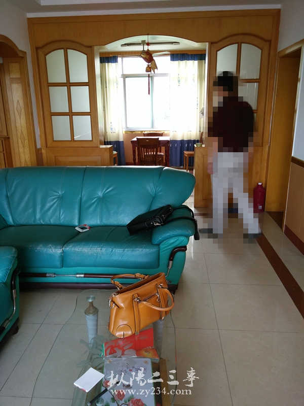 客厅