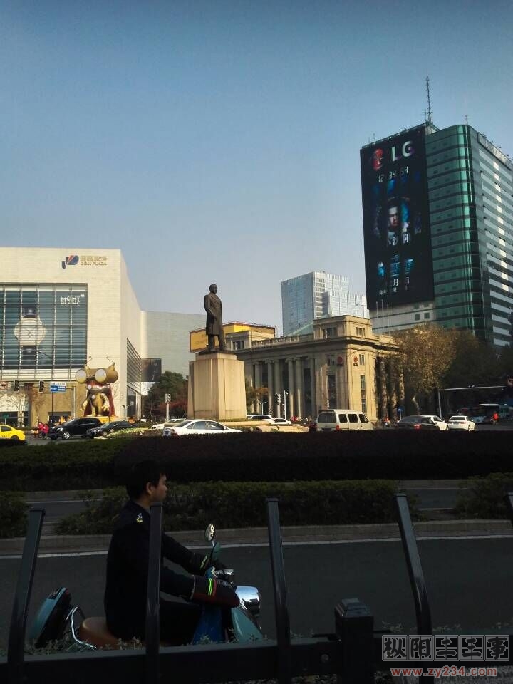 请输入描述